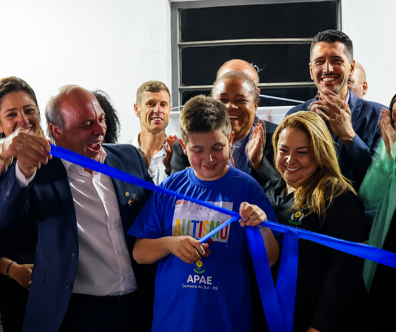 Inauguração do CAS TEAcolhe - corte de fita