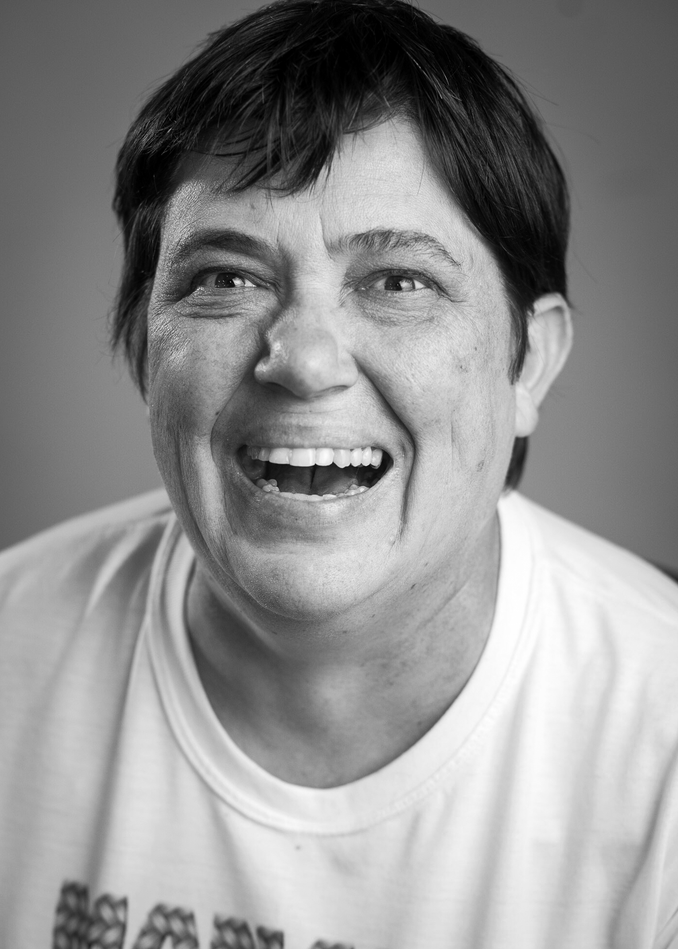 Mulher sorrindo, retrato
